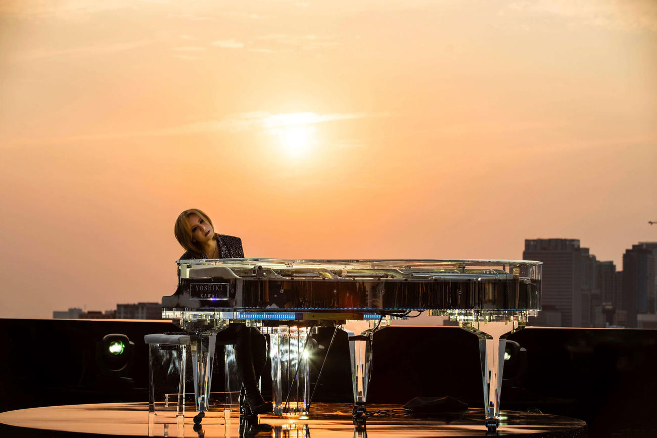 映画「YOSHIKI：UNDER THE SKY」のワンシーン（C）2023 A LIST MEDIA ENTERTAINMENT，INC．
