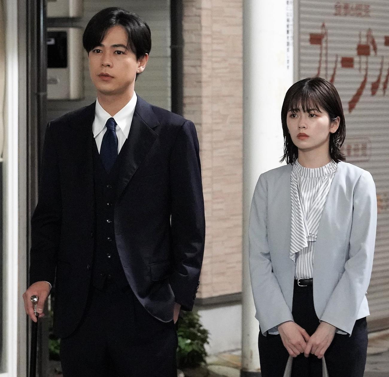 「転職の魔王様」に出演する成田凌、小芝風花（C）カンテレ