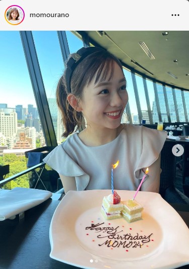 浦野モモアナウンサーのインスタグラムから