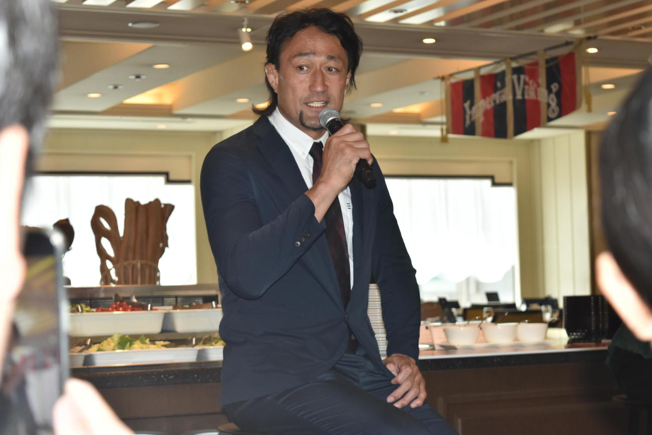 “バイキング”誕生65周年＆リニューアルオープン記念セレモニーに出席したラグビー日本代表応援サポーターの大野均