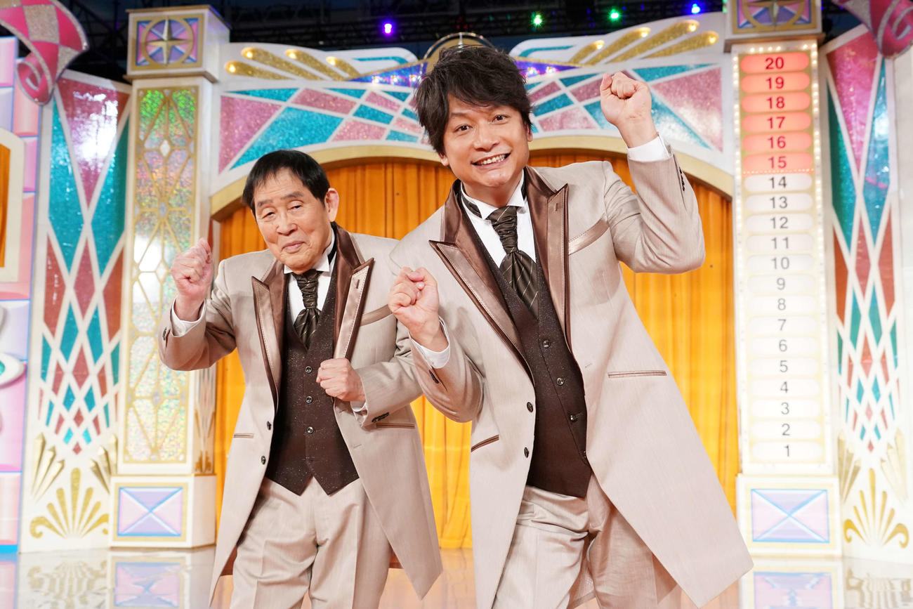 日本テレビ系人気特番「欽ちゃん＆香取慎吾の全日本仮装大賞」で司会を務める萩本欽一（左）と香取慎吾