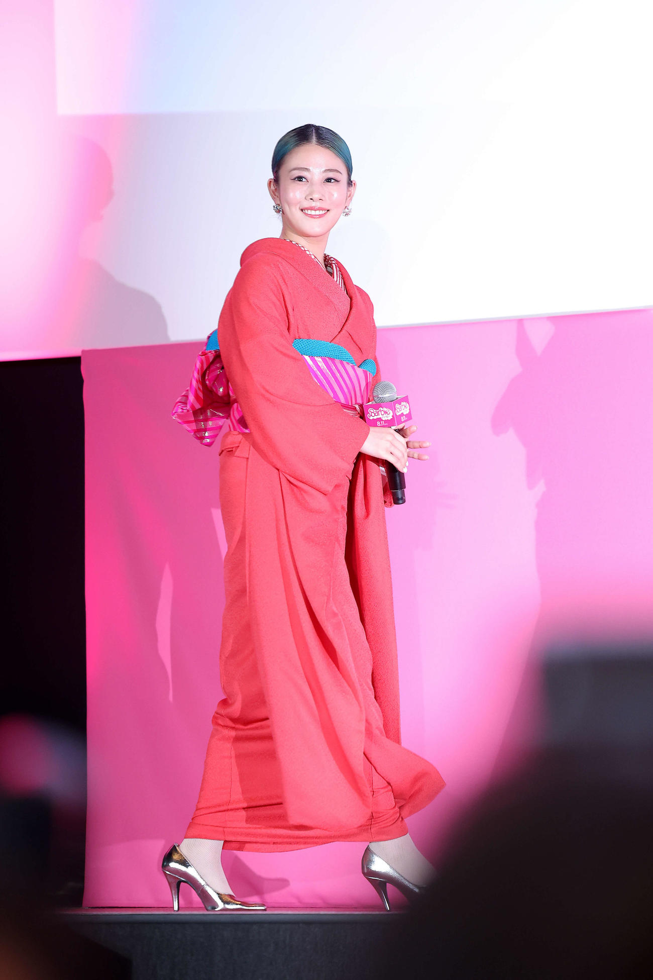 映画「バービー」ジャパンプレミアイベントに着物姿で臨む高畑充希（撮影・河田真司）