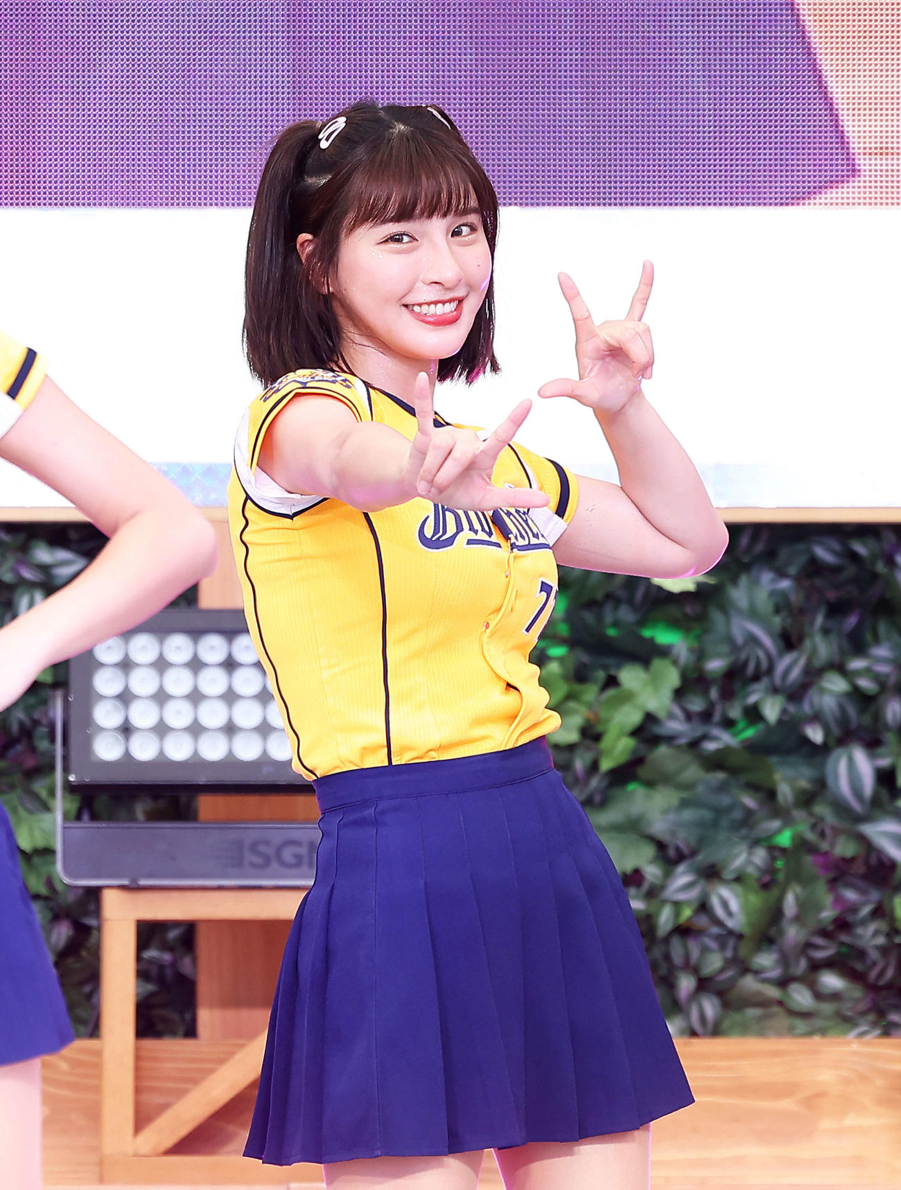 「お台場冒険王2023 SUMMER SPLASH！」でパフォーマンスするチュンチュン（撮影・河田真司）