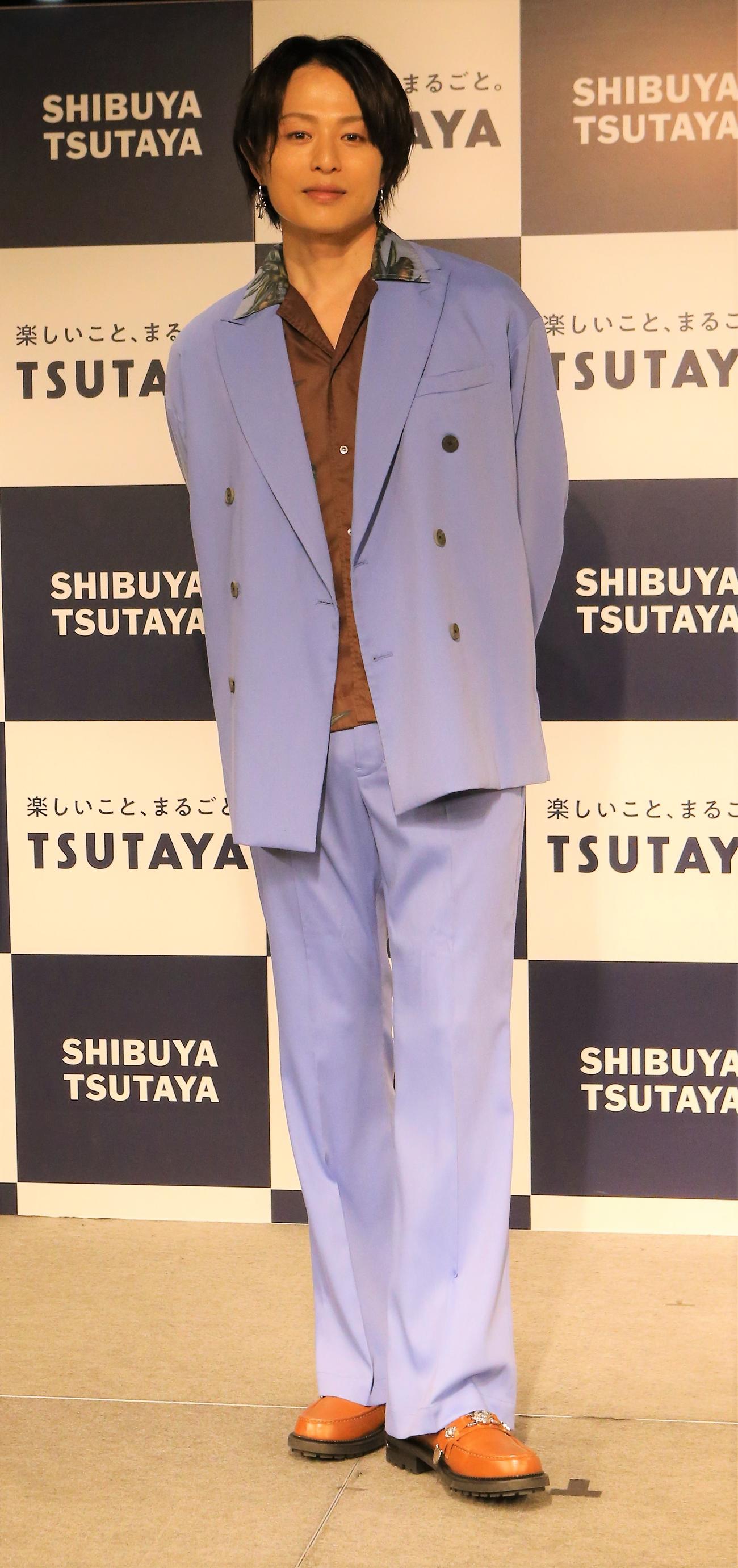 新木宏典フォトブック「“新”発見丹波ガイド」発売記念会見に登場する新木宏典