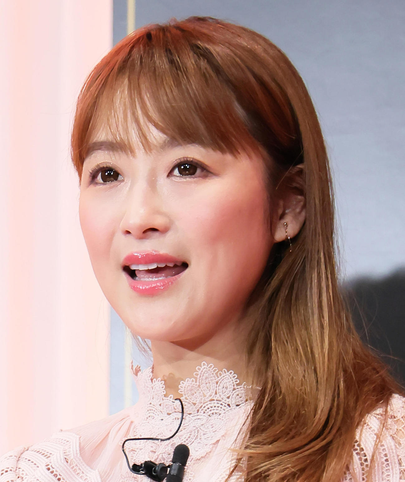 鈴木奈々（2021年11月撮影）