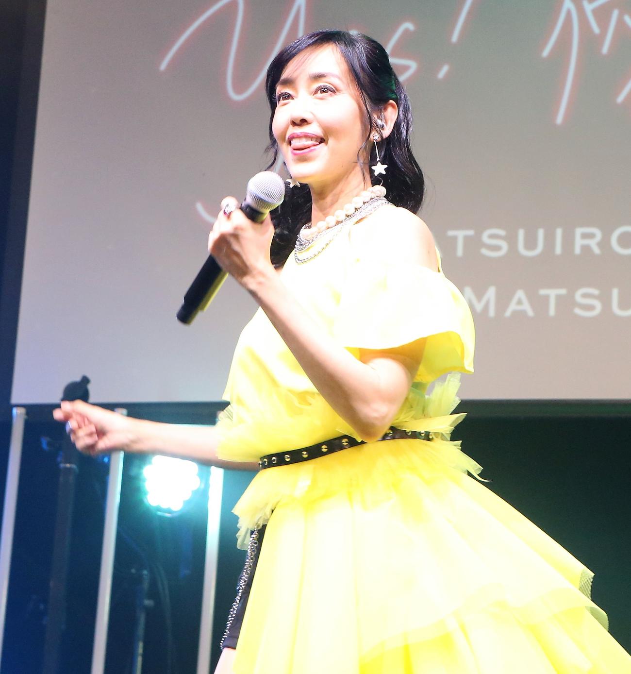 「YES優YES☆夏色のナンシー祭2023」で熱唱する早見優（撮影・高橋洋平）