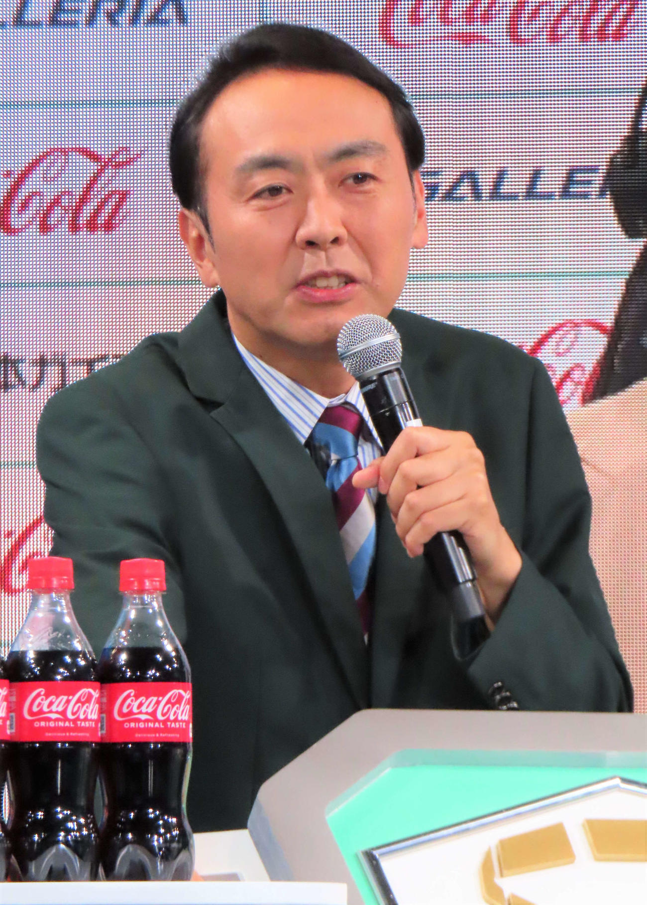 高校対抗の全国eスポーツ大会「STAGE：0」に出席したアンガールズの田中卓志（撮影・玉利朱音）