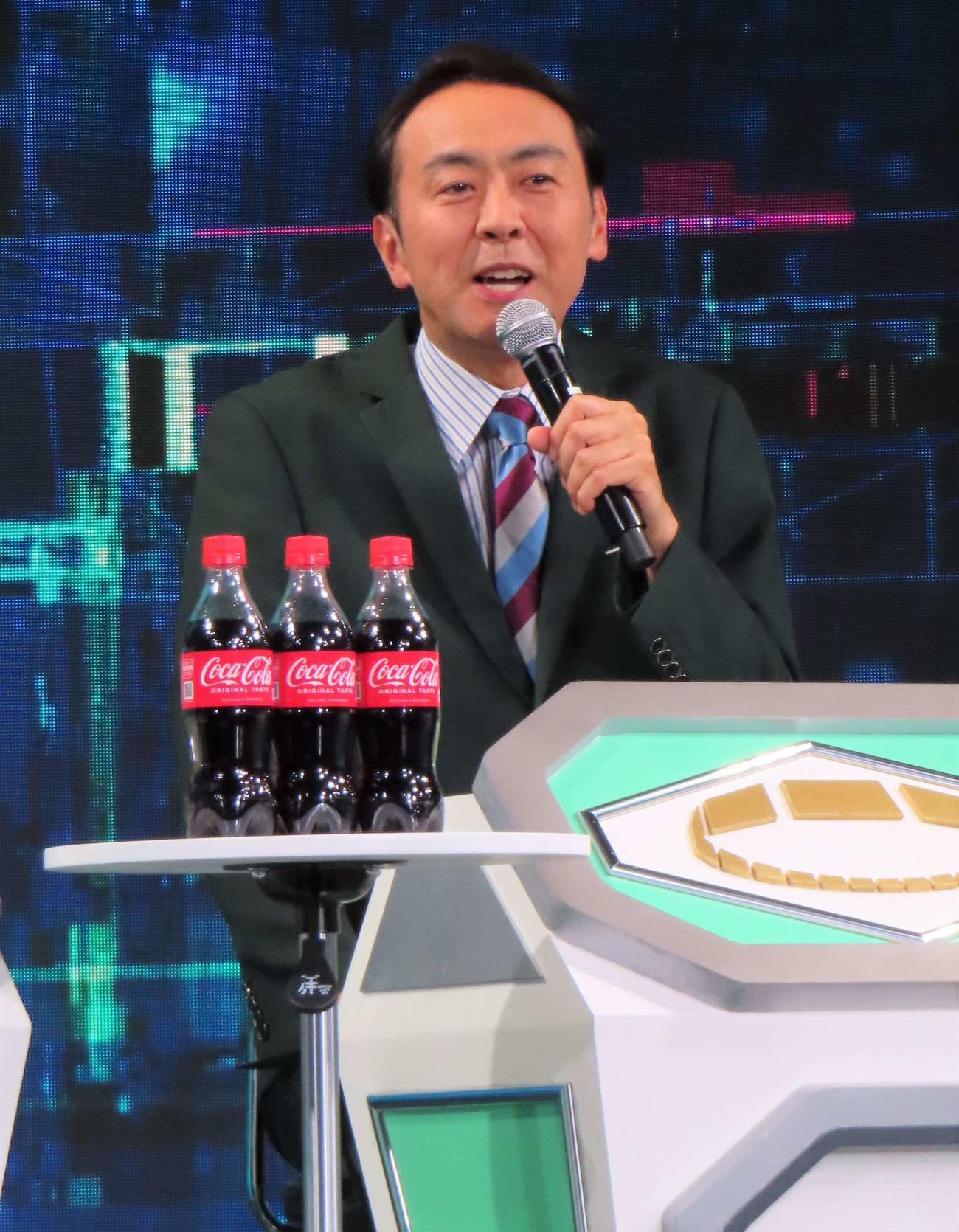 高校対抗の全国eスポーツ大会「STAGE：0」に出席したアンガールズの田中卓志（撮影・玉利朱音）