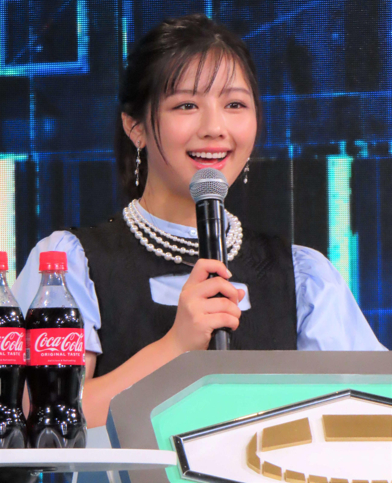 高校対抗の全国eスポーツ大会「STAGE：0」にゲストとして出席した渡邉美穂（撮影・玉利朱音）