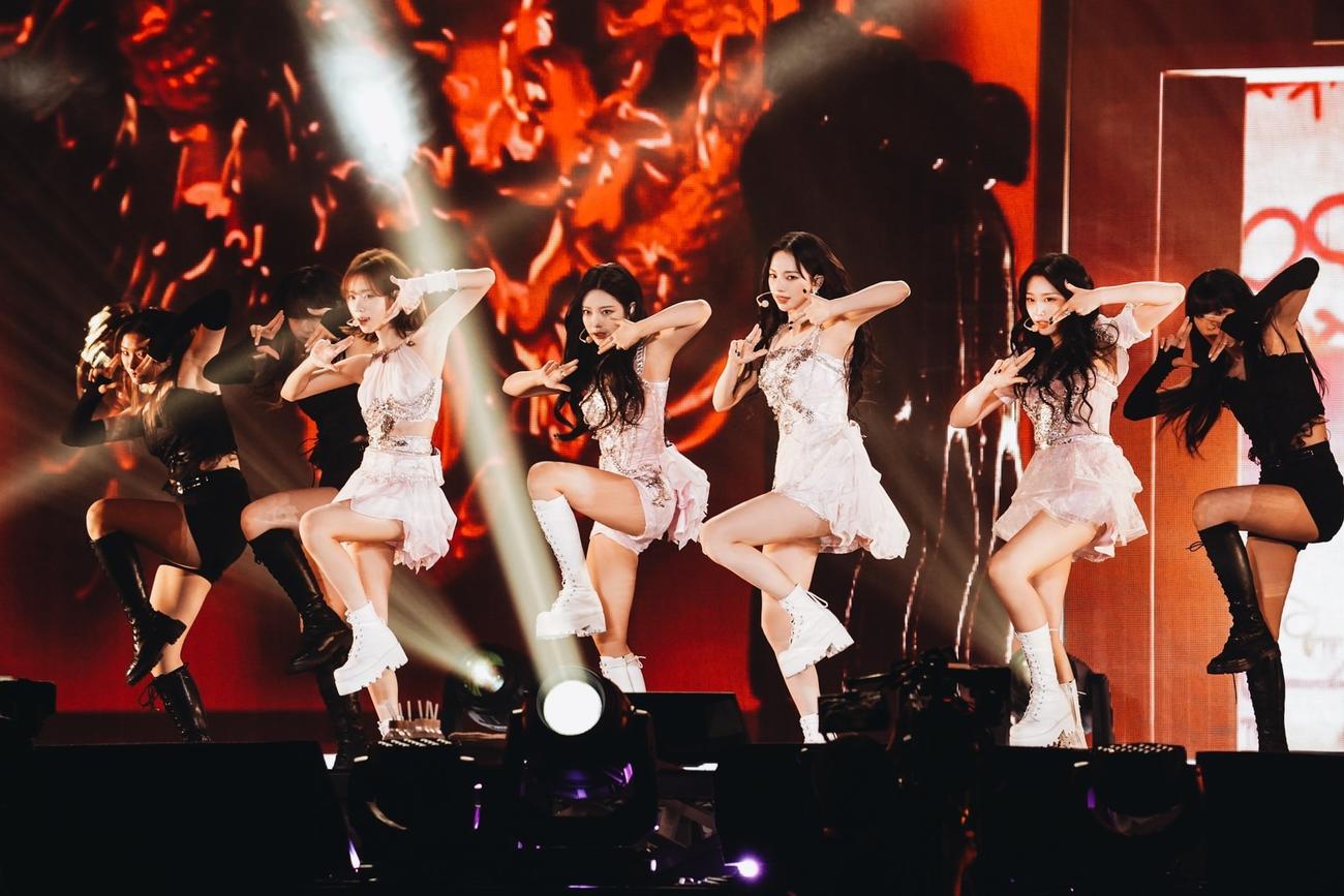 ライブを開催したaespa。左からWINTER、NINGNING、KARINA、GISELLE