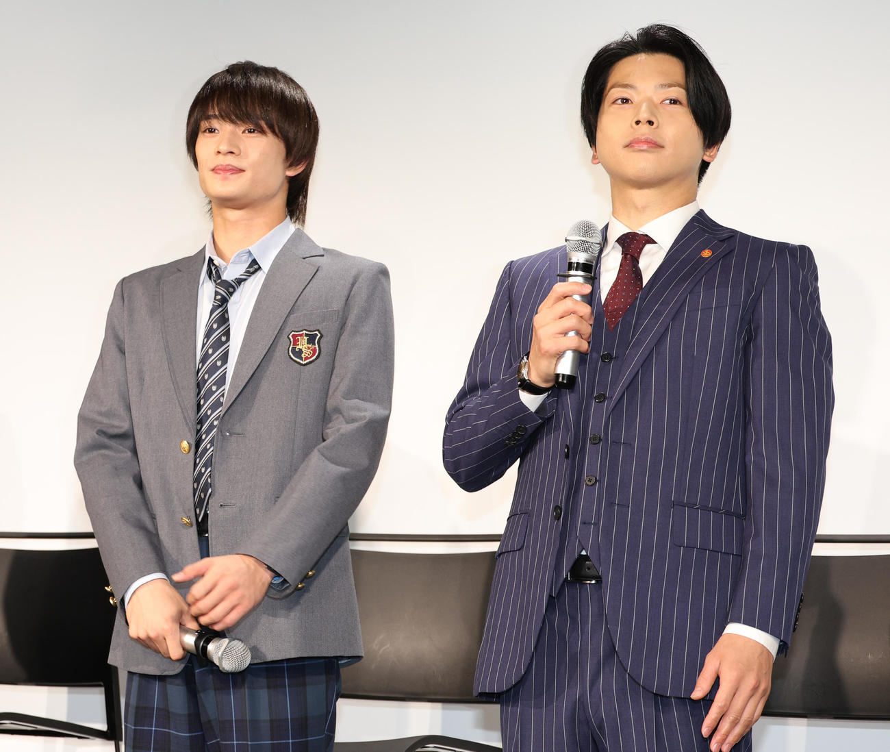 ドラマ「ギフテッド」の制作発表を行った浮所飛貴（左）と増田貴久（撮影・中島郁夫）