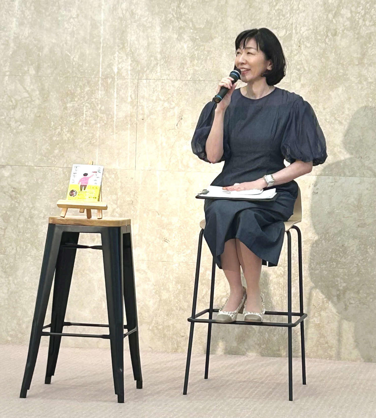 著書「竜ちゃんのばかやろう」発売記念会見に登壇した広川ひかる（撮影・松尾幸之介）
