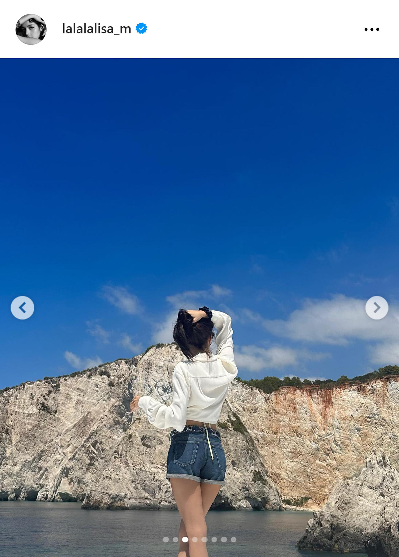 BLACKPINK・LISAのインスタグラムから