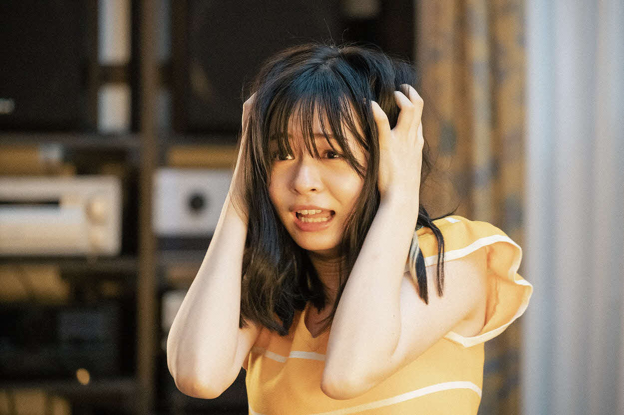主人公の友人役の莉子