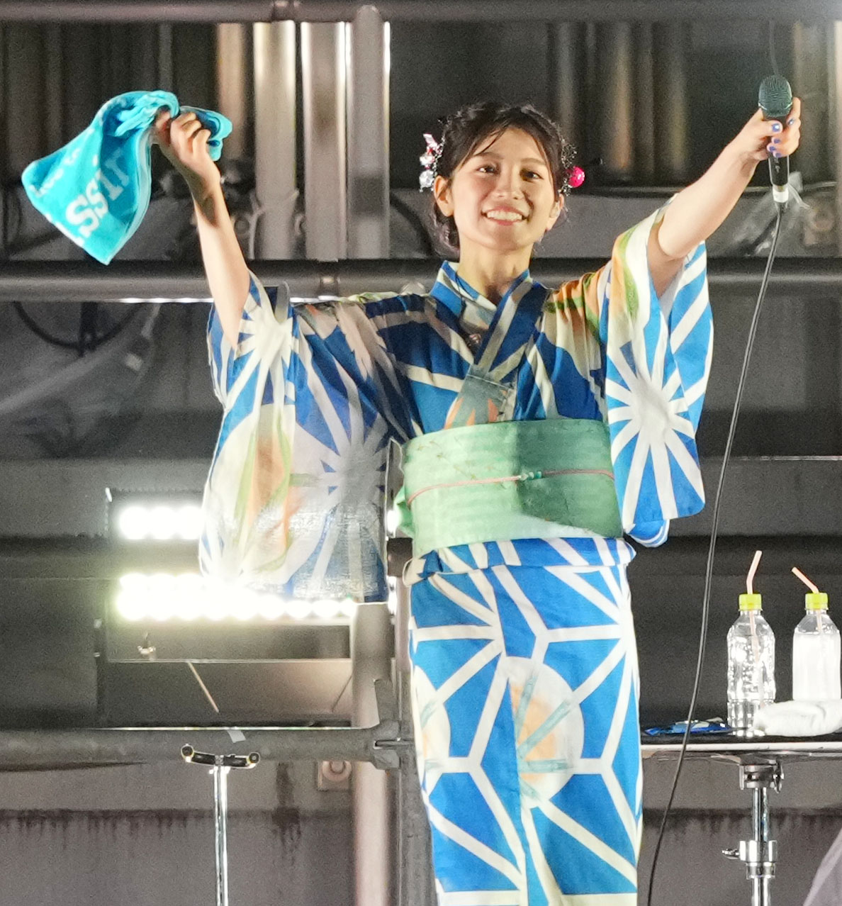 秩父宮ラグビー場でのライブに登場したmiwa（撮影・横山健太）