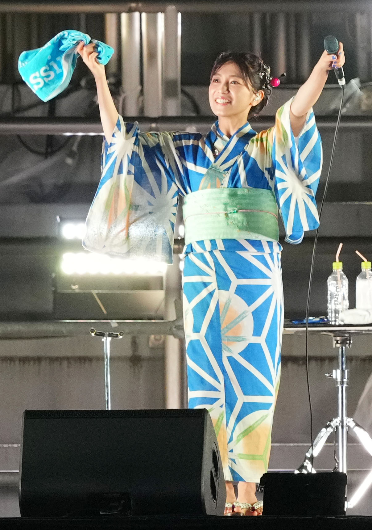 秩父宮ラグビー場でのライブに登場したmiwa（撮影・横山健太）
