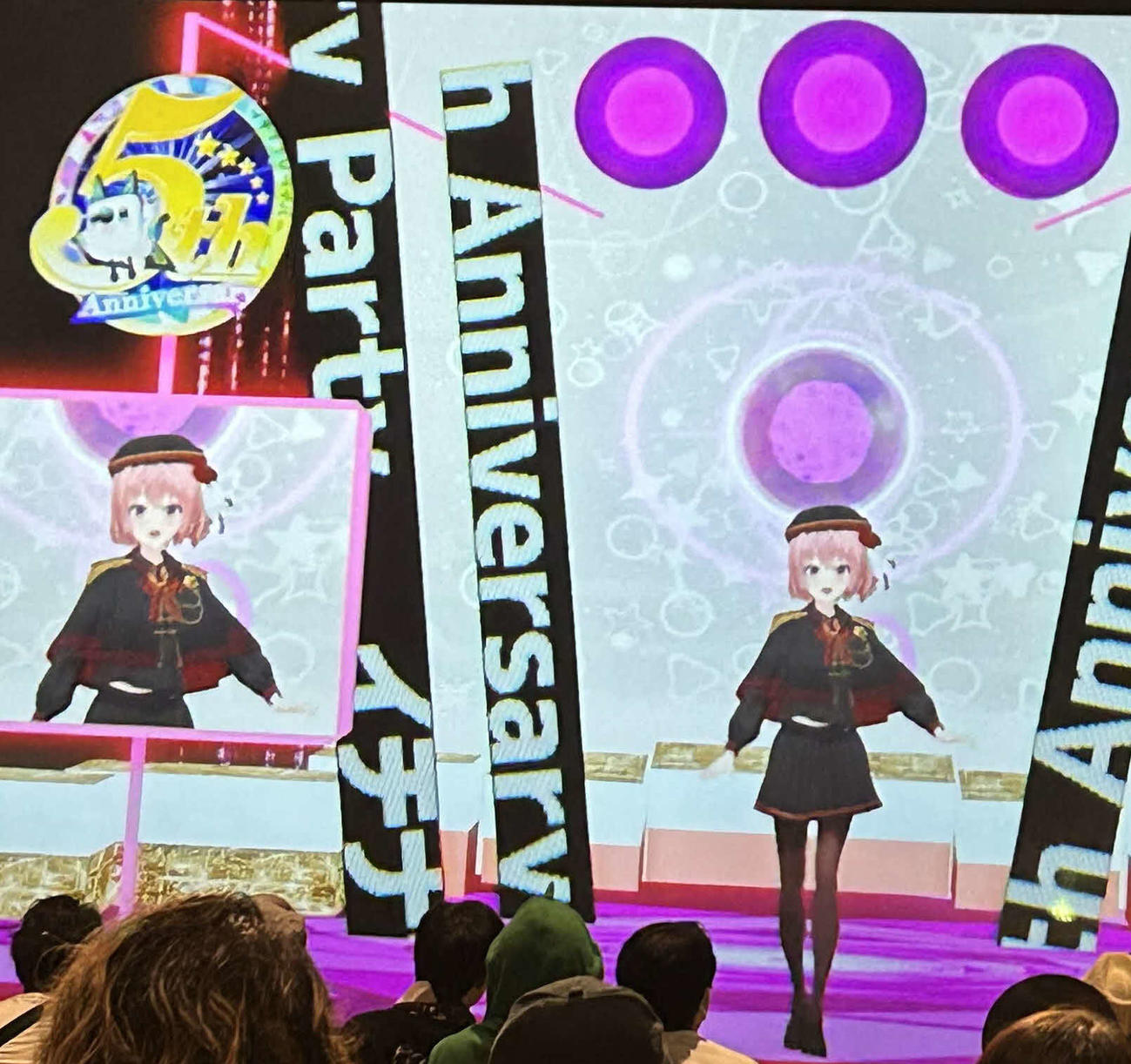 「イチナナVライバー　5th Anniversary Party」に出演し、新衣装をお披露目したVライバーの電脳塵イチカ（撮影・松尾幸之介）