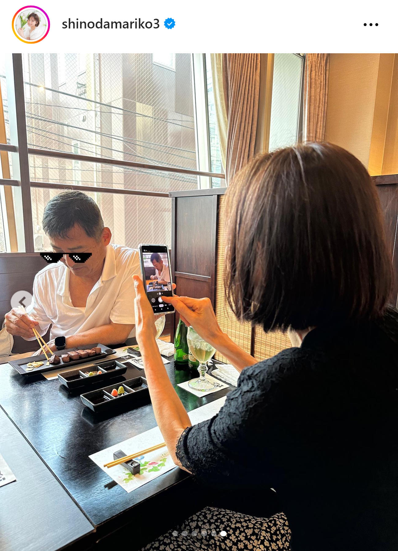 篠田麻里子の父を撮影する母（篠田麻里子のインスタグラムから）