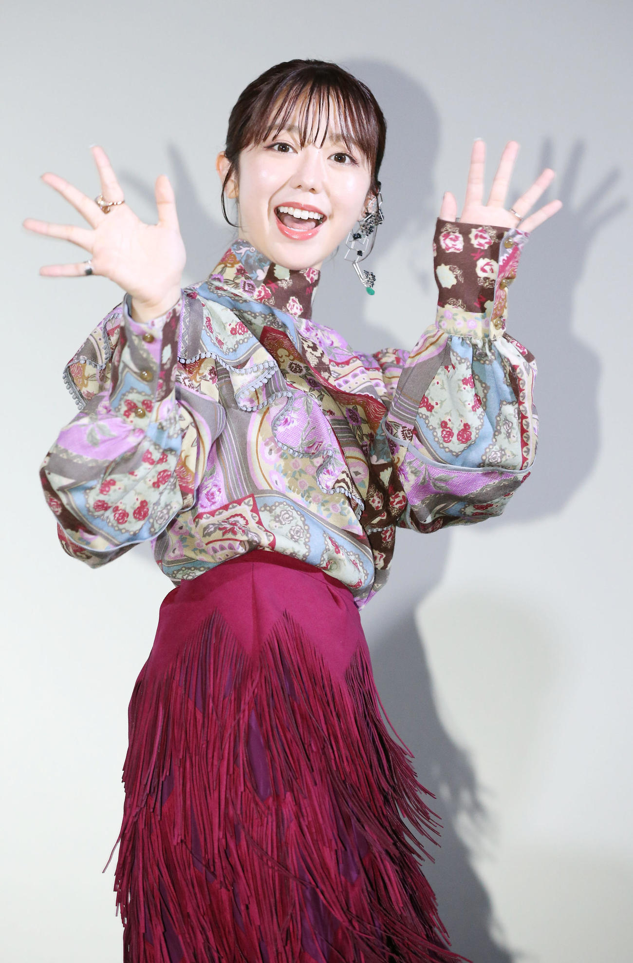 峯岸みなみ（22年10月撮影）