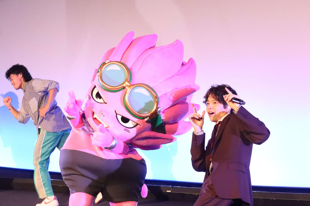 映画「SAND LAND」ジャパンプレミアイベントで主題歌を生歌唱したimase（撮影・加藤理沙）