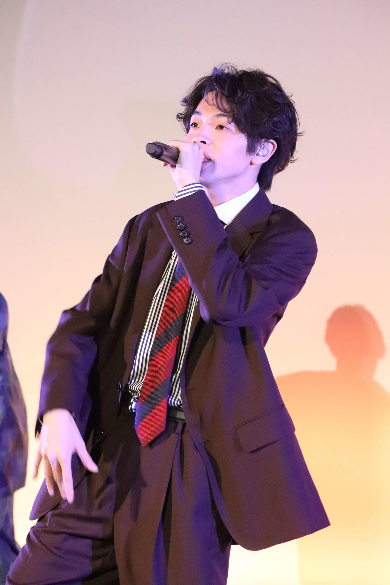 映画「SAND LAND」ジャパンプレミアイベントで主題歌を生歌唱したimase（撮影・加藤理沙）
