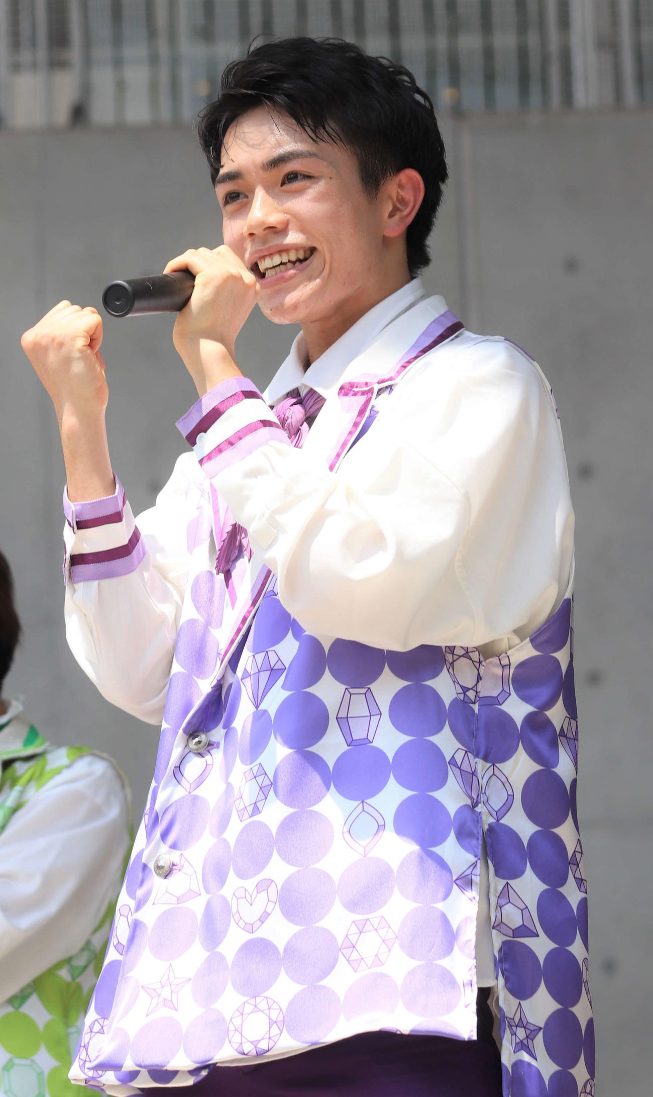 カラフルダイヤモンドの設楽賢