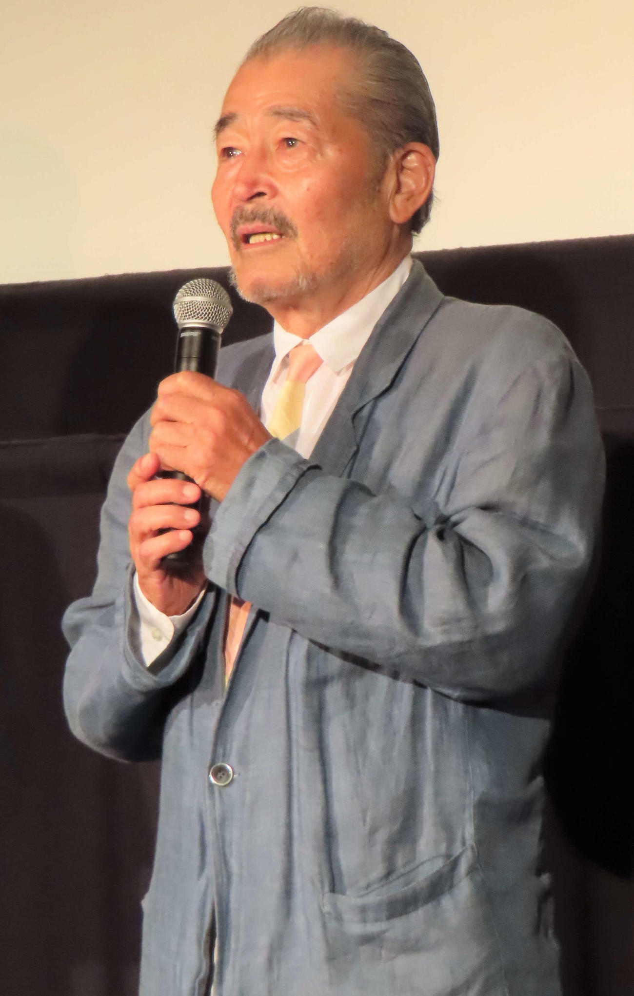 映画「高野豆腐店の春」初日舞台あいさつに出席した藤竜也