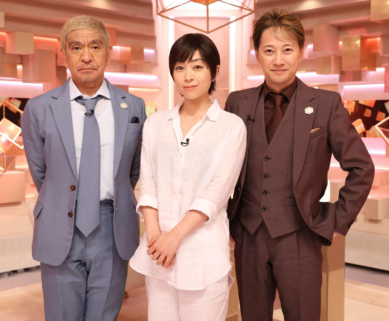 「まつもtoなかい」に出演する、左から松本人志、宇多田ヒカル、中居正広（C）フジテレビ