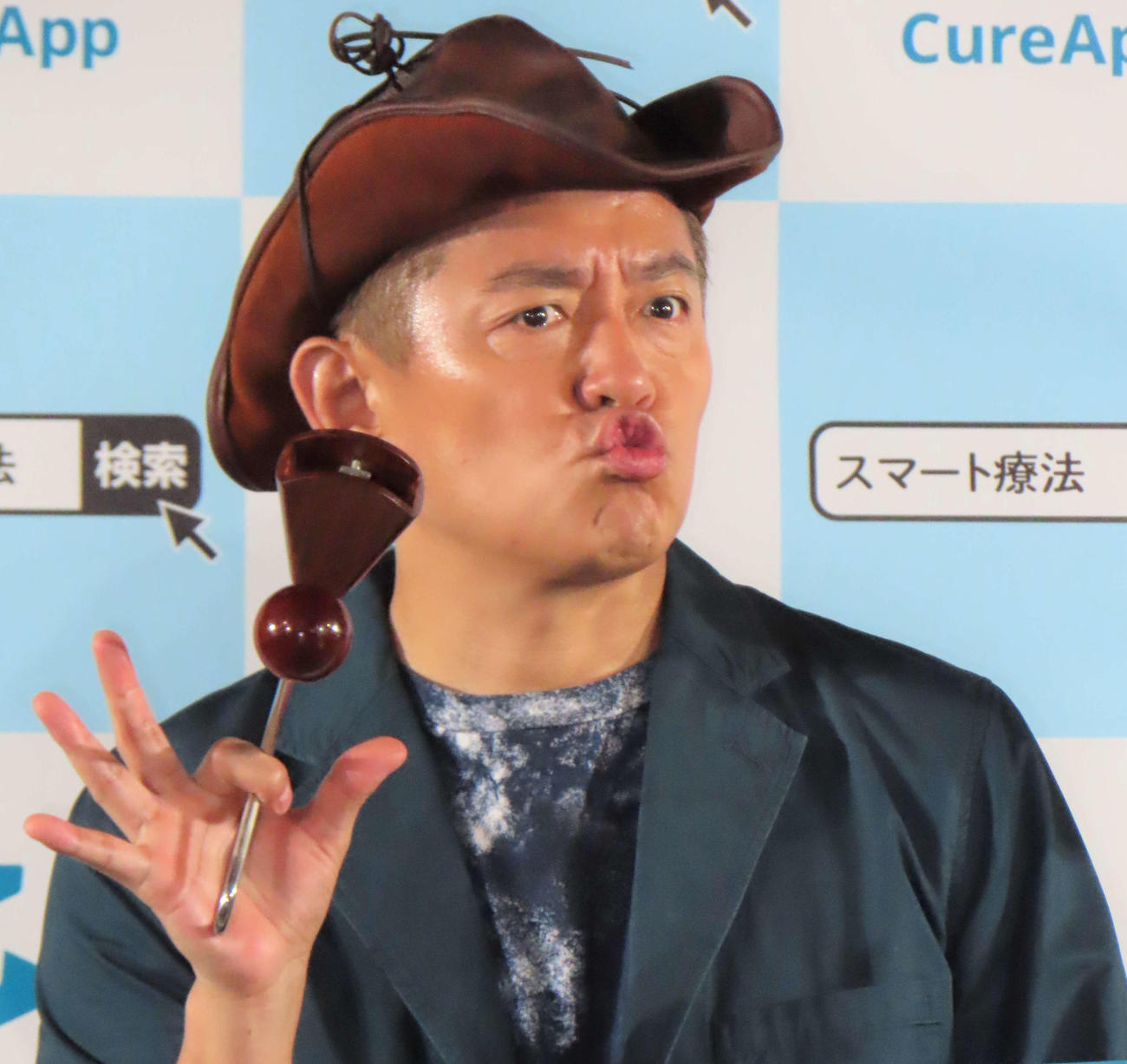 「『スマート療法』を学ぶ大人のサマースクール」トークイベントに出席したスピードワゴンの井戸田潤
