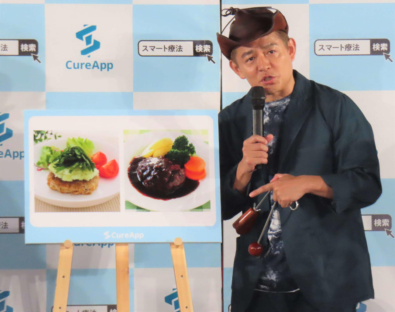 ハンバーグのヘルシーな調理法について語るスピードワゴンの井戸田潤