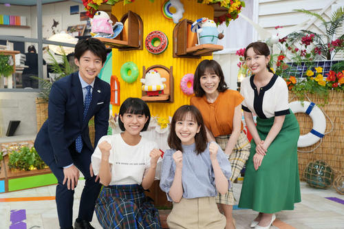 TBS「THE TIME，」でデビューするTBS新人アナウンサー御手洗菜々（前列左）と南後杏子（前列右）。同番組に出演する、後列左から杉山真也アナ、江藤愛アナ、宇賀神メグアナ（C）TBS