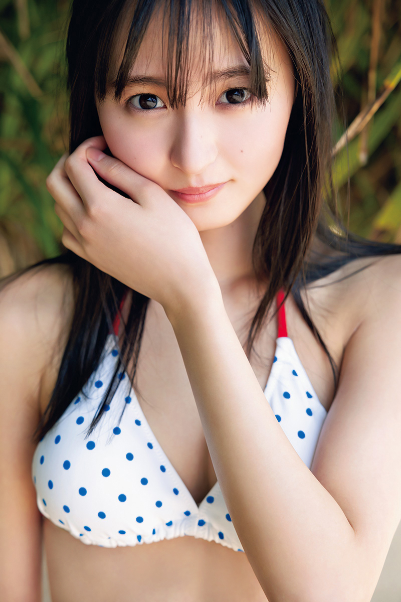 乃木坂46遠藤さくらファースト写真集「可憐」の先行カット　撮影／須江隆治（See）