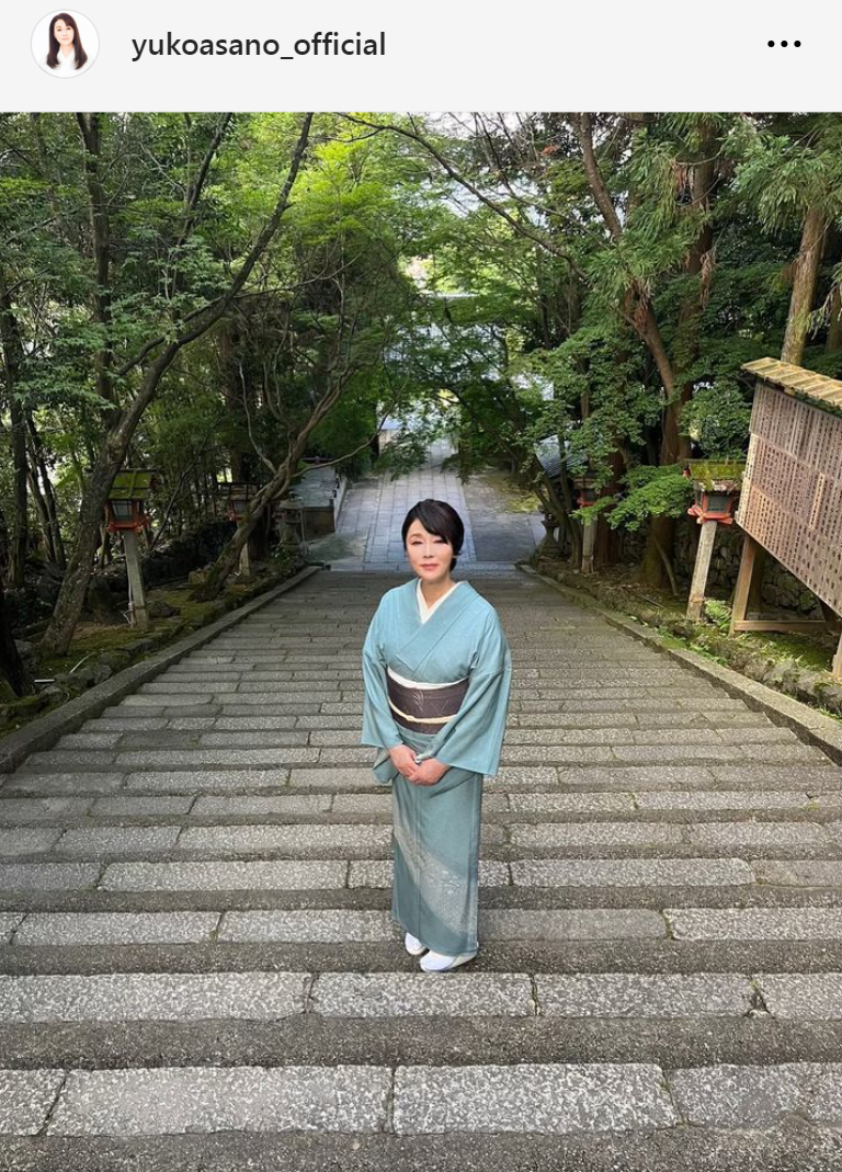 浅野ゆう子のインスタグラムから