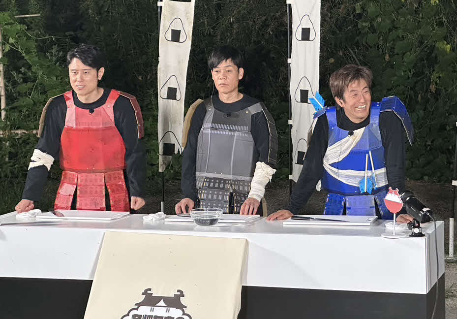 NHK Eテレ「名将たちの勝負メシ」に出演するネプチューン。左から原田泰造、名倉潤、堀内健