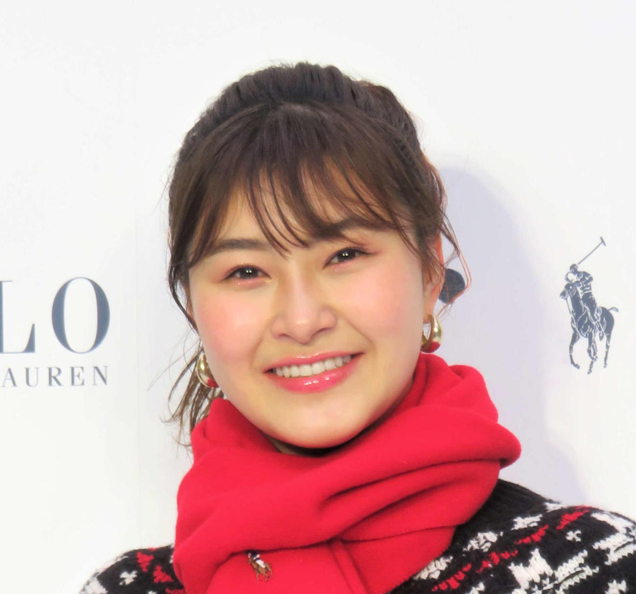 村上佳菜子（2021年12月撮影）