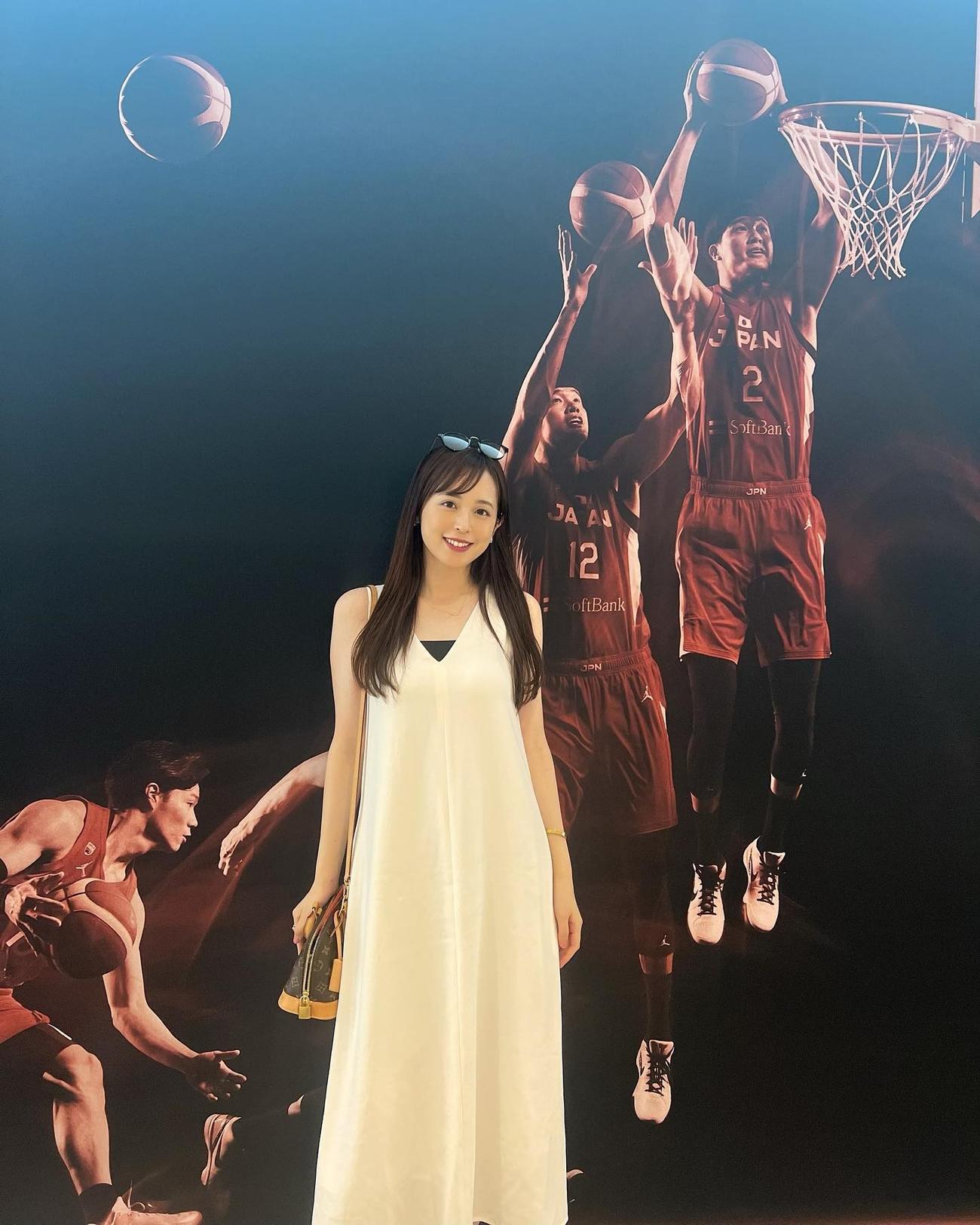 今月にバスケ日本代表の強化試合を観戦した久慈暁子さん（久慈暁子インスタグラムから）