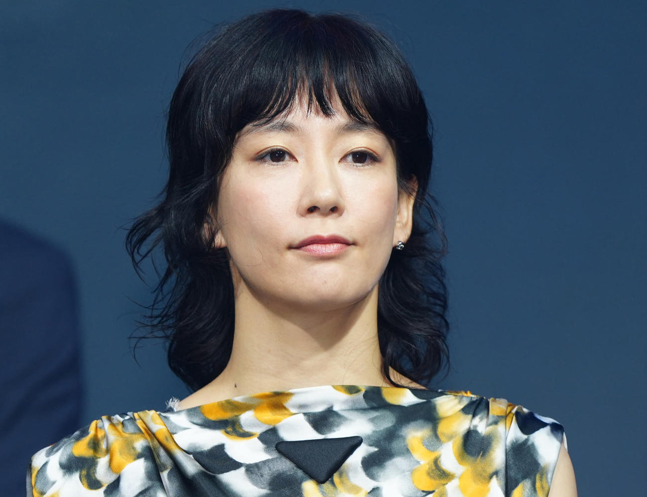 映画「沈黙の艦隊」完成報告会に臨む水川あさみ