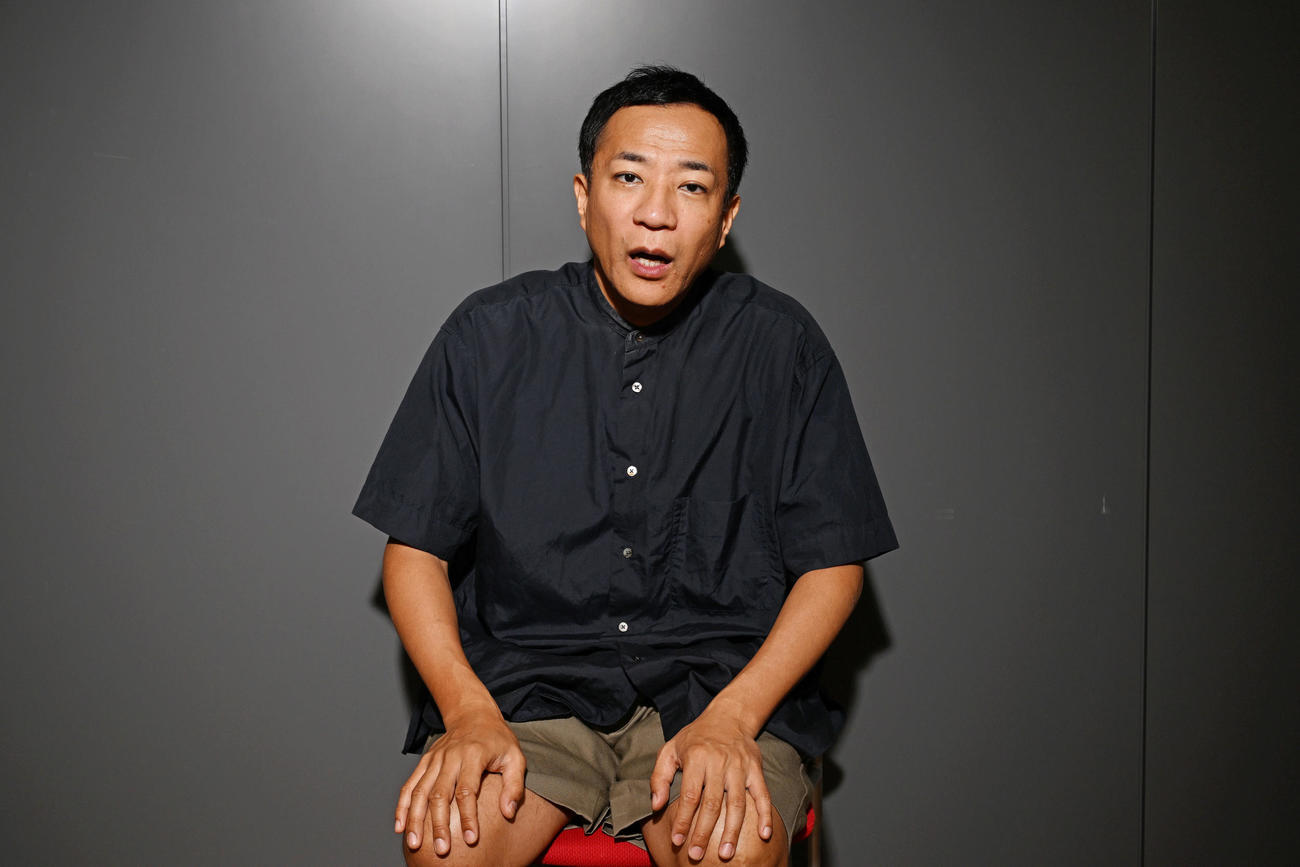 映画監督に挑戦するナイツ塙宣之（撮影・滝沢徹郎）