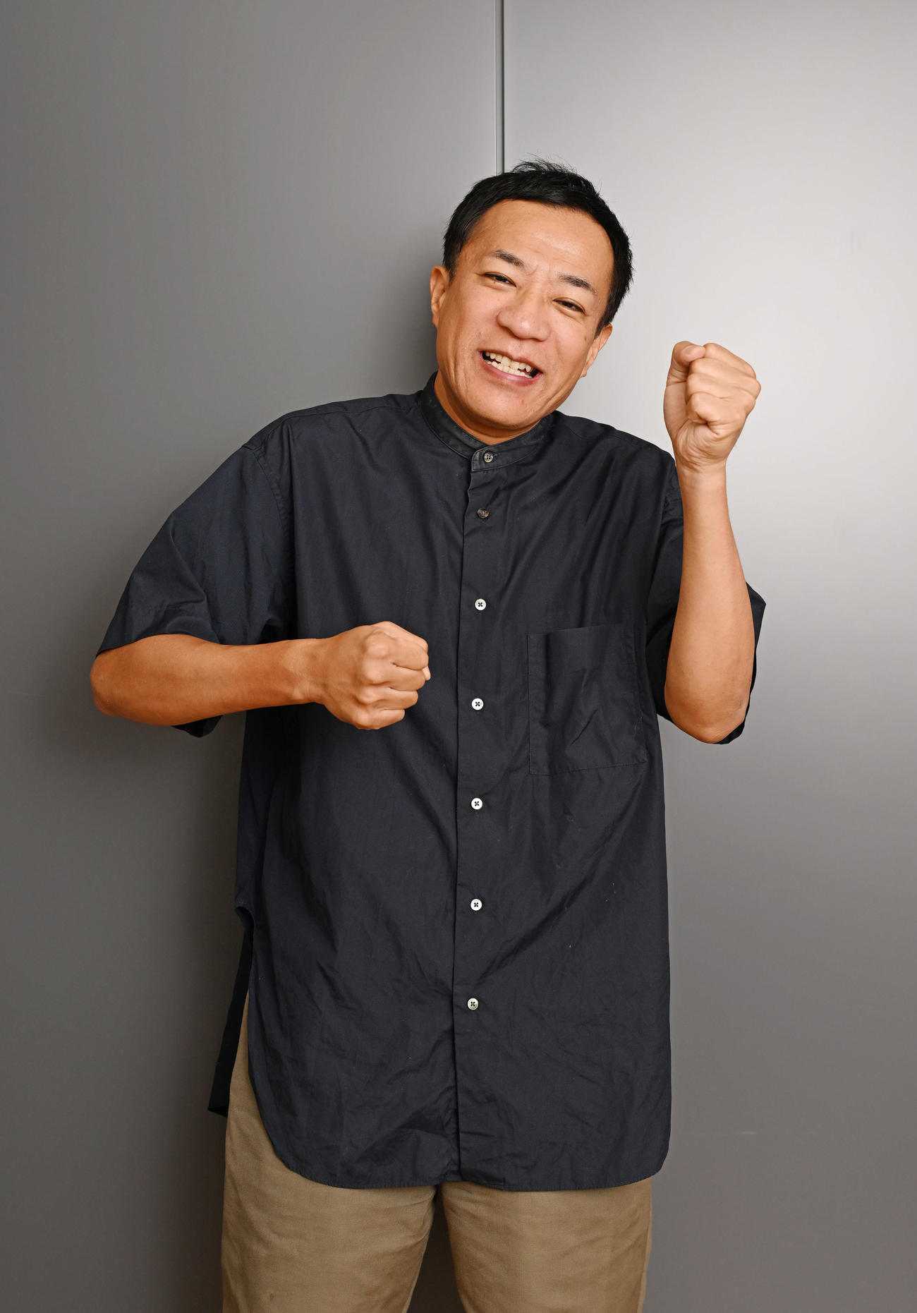 映画監督に挑戦するナイツ塙宣之（撮影・滝沢徹郎）