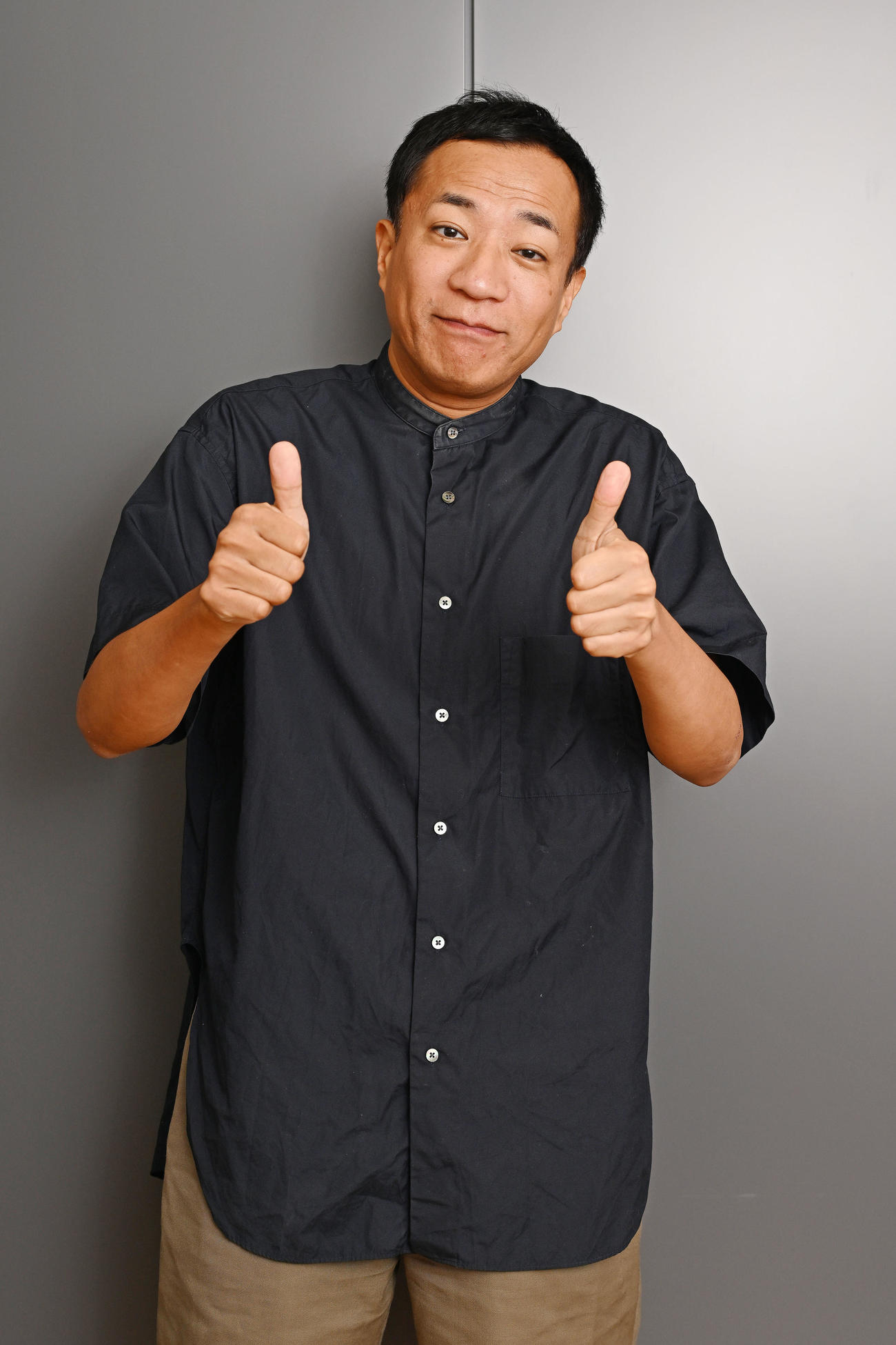 映画監督に挑戦するナイツ塙宣之（撮影・滝沢徹郎）