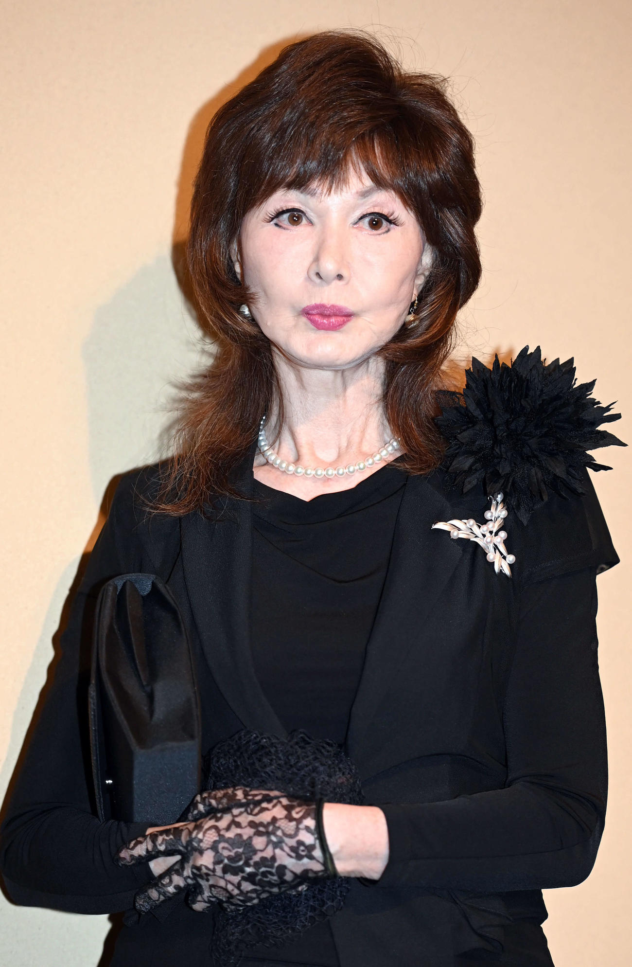 「夏まゆみ　魂に出会う会」に参列し思い出を語る山本リンダ（撮影・たえ見朱実）