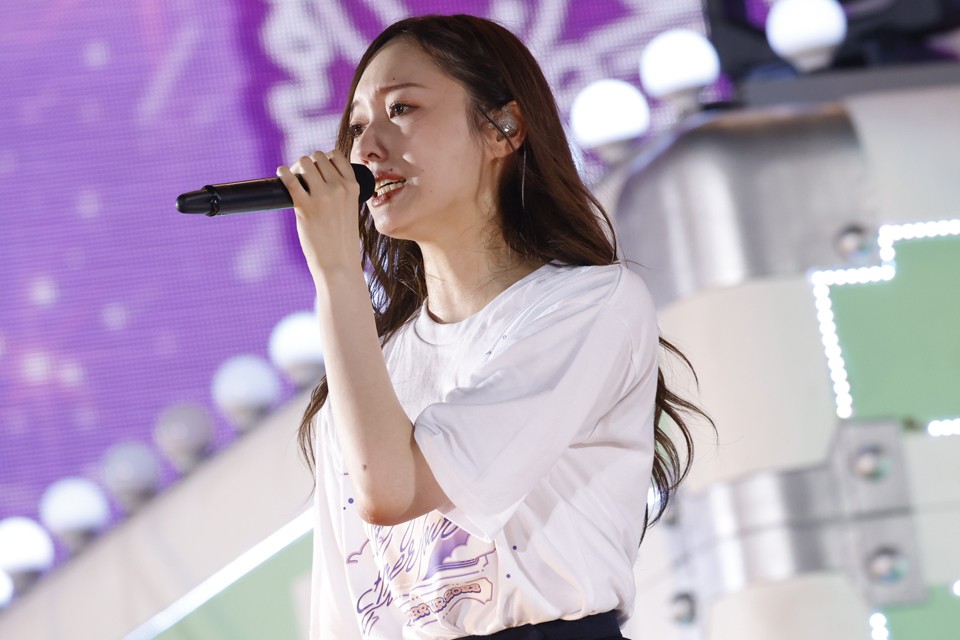 「真夏の全国ツアー2023」千秋楽でスピーチする乃木坂46キャプテン梅澤美波