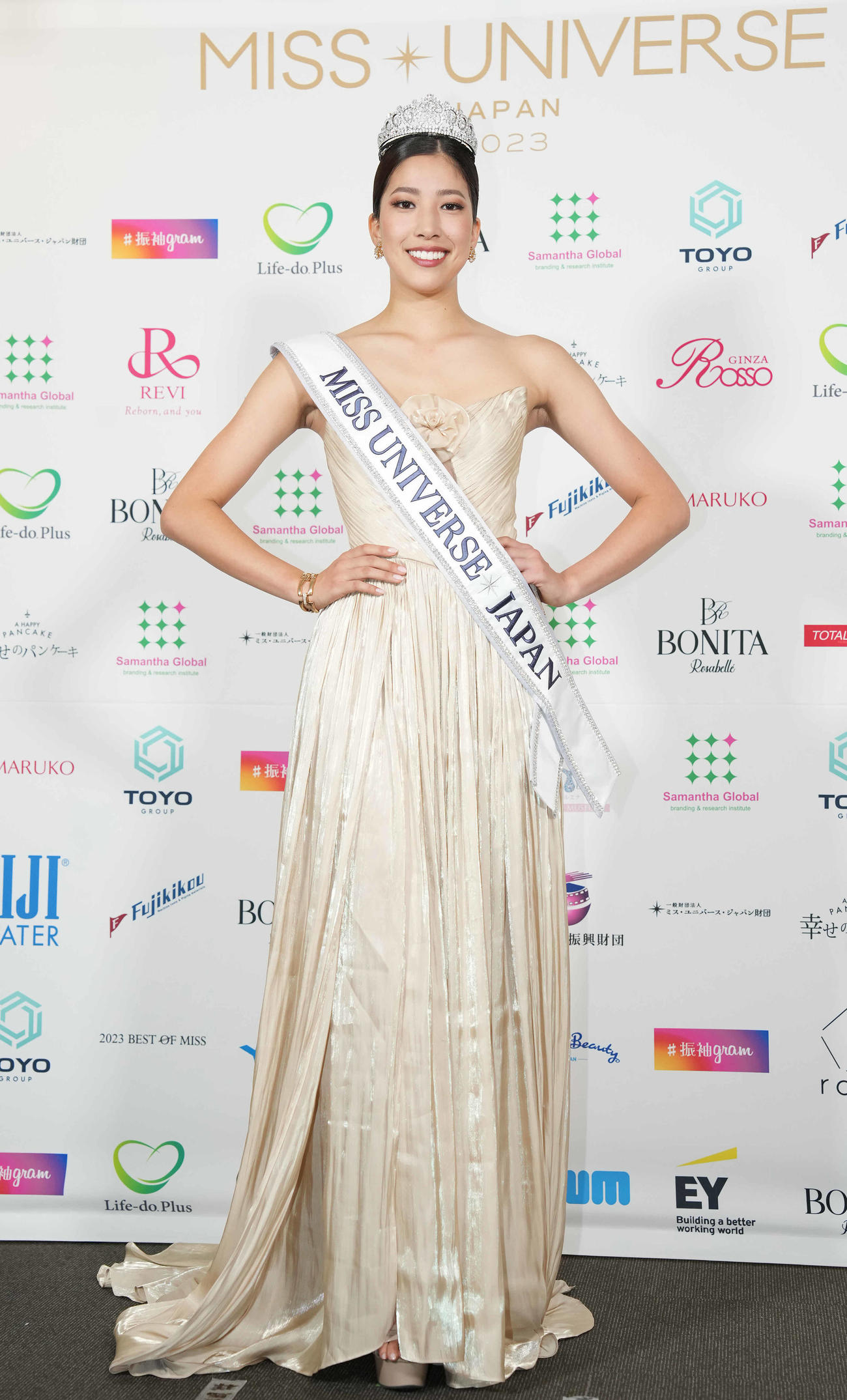 ミス・ユニバース日本代表に選ばれた宮崎莉緒（撮影・鈴木みどり）