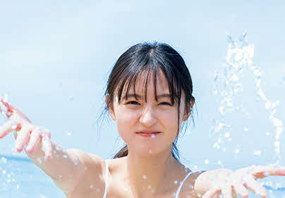 乃木坂46遠藤さくらファースト写真集「可憐」の先行カット　撮影／須江隆治（See）