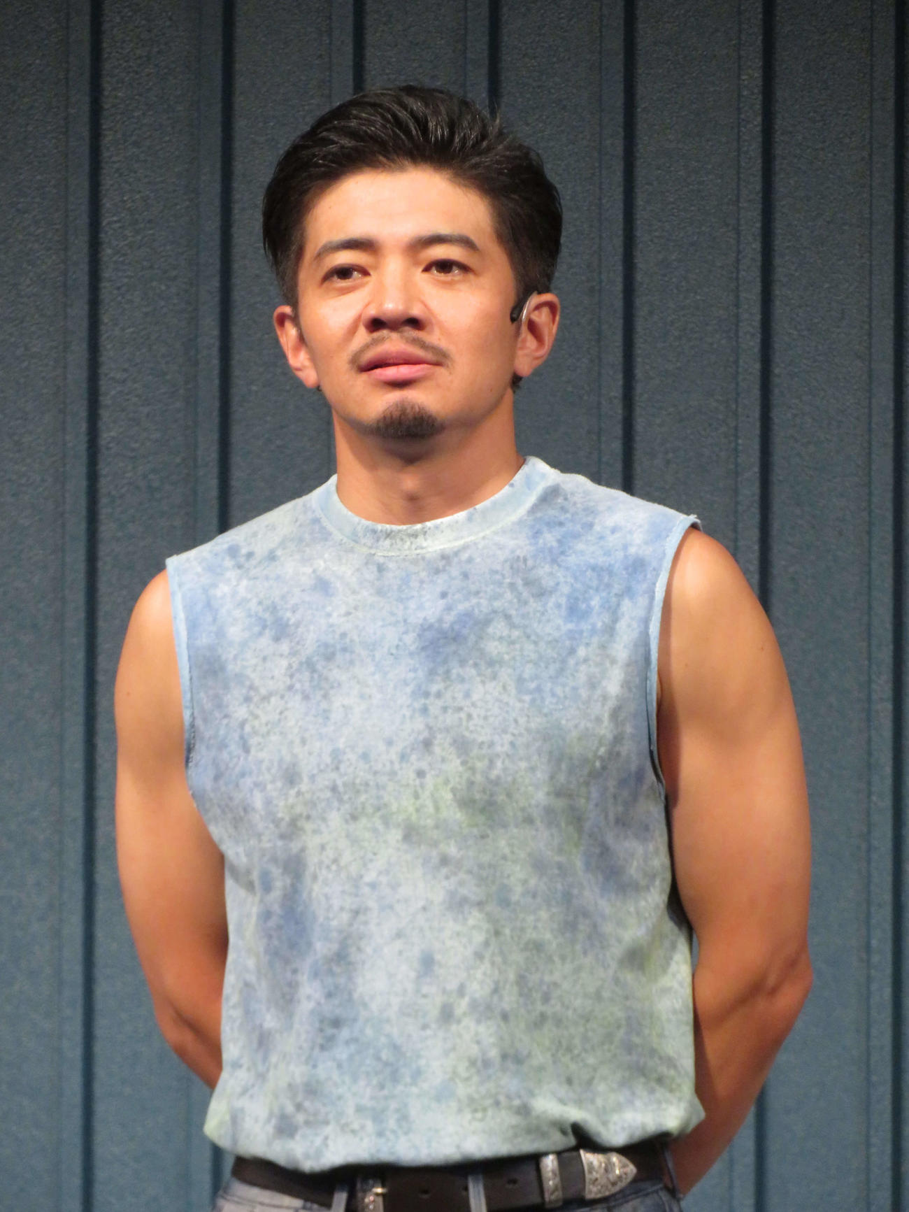 舞台「橋からの眺め」初日前会見に出席した和田正人（撮影・村上幸将）