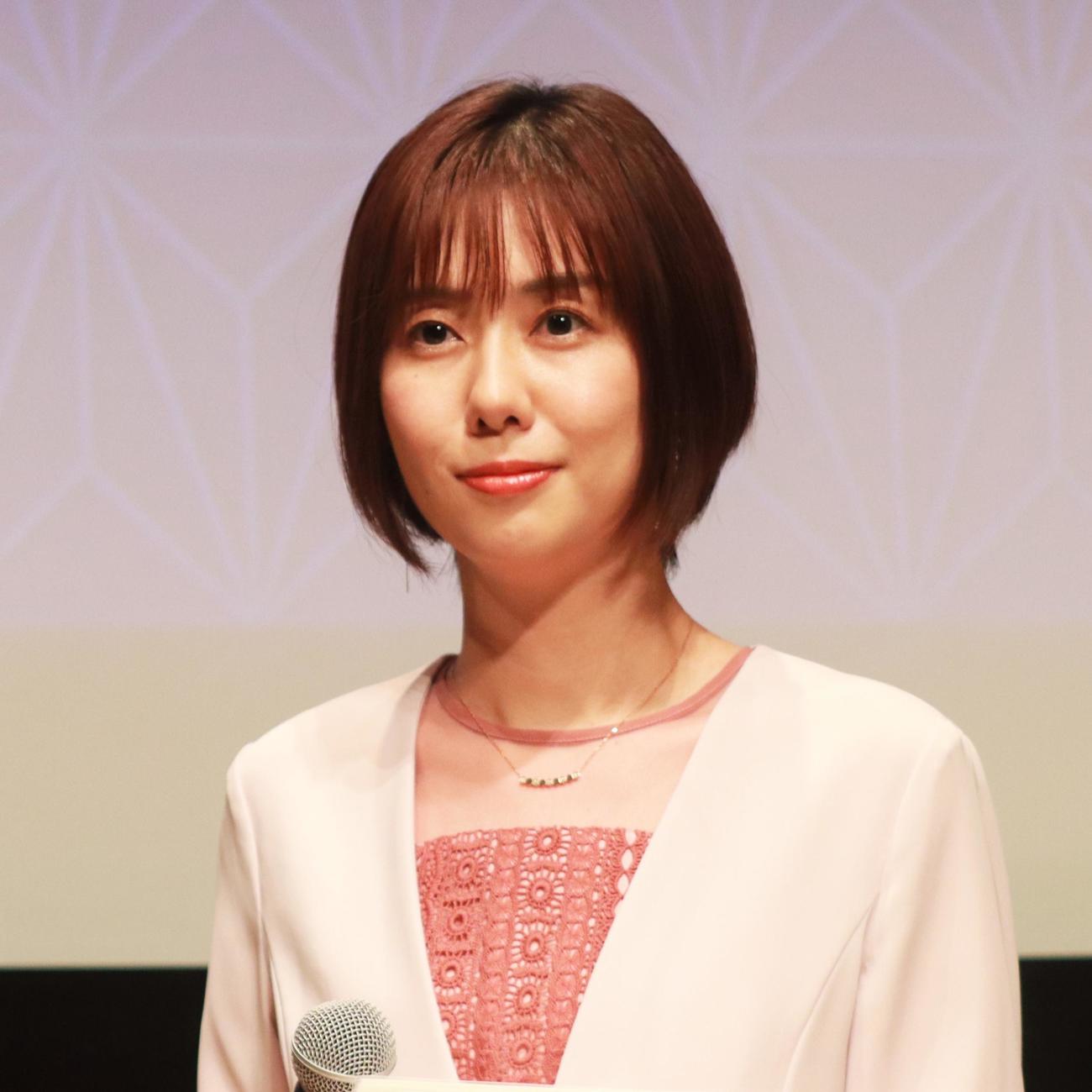 山崎夕貴アナウンサー（2021年9月撮影）