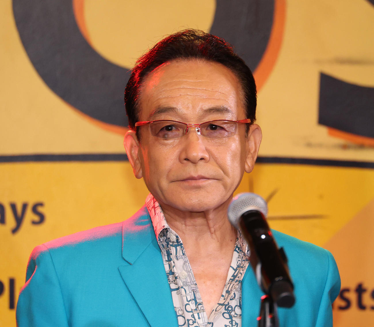 昭和歌謡音楽時代のステージを繰り広げた湯原昌幸（撮影・中島郁夫）