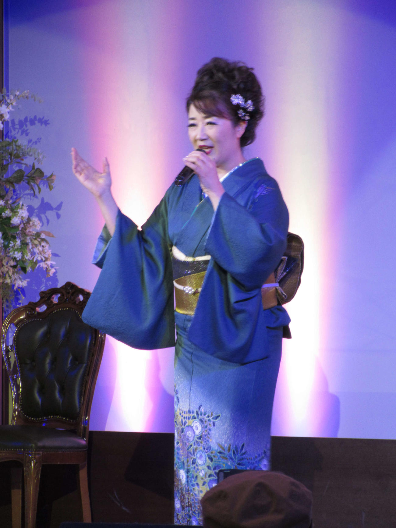 バースデーディナーショーを行った入山アキ子