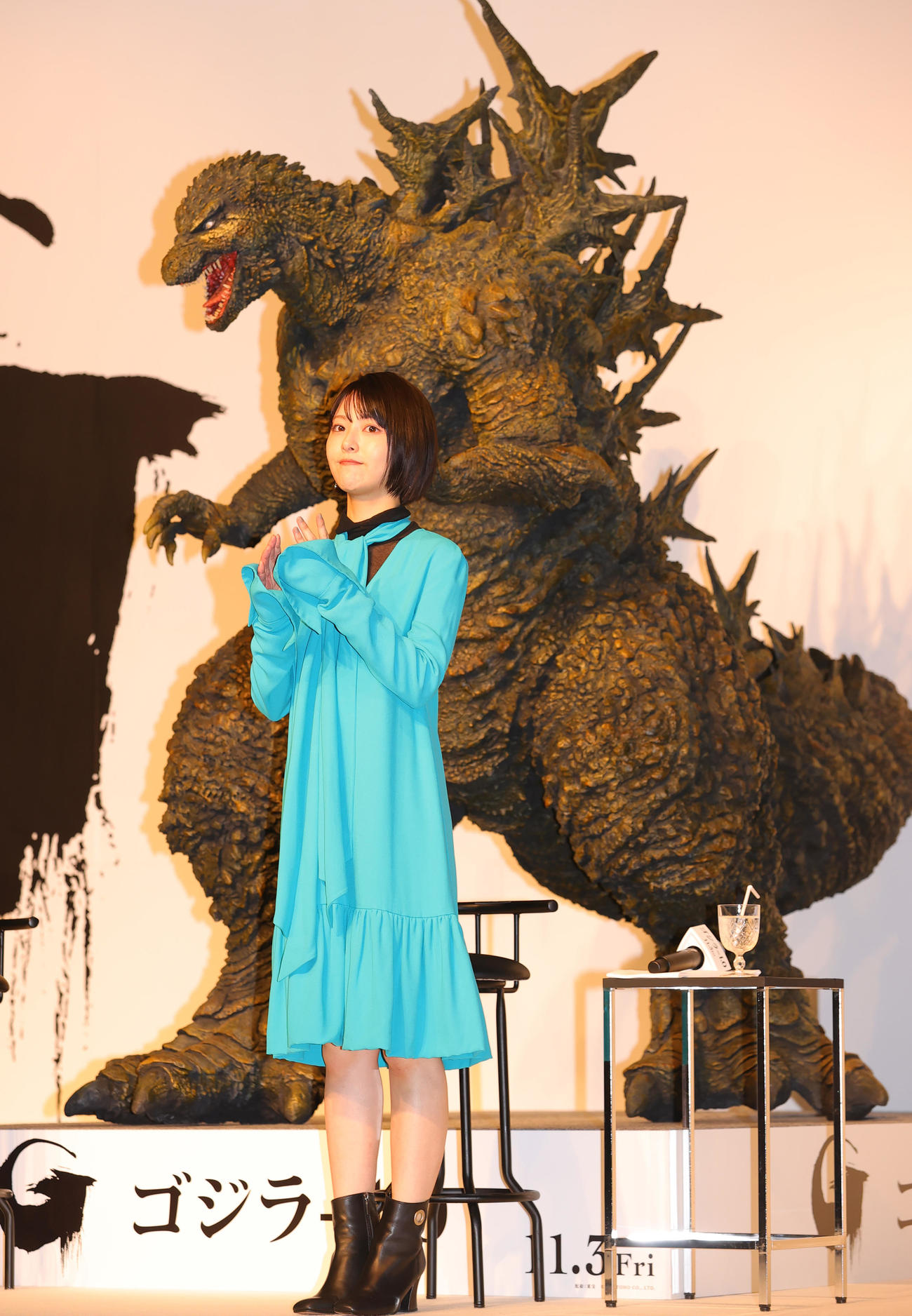 ゴジラ70周年記念作品「ゴジラ－1.0」の完成報告会見に登場した浜辺美波（撮影・野上伸悟）
