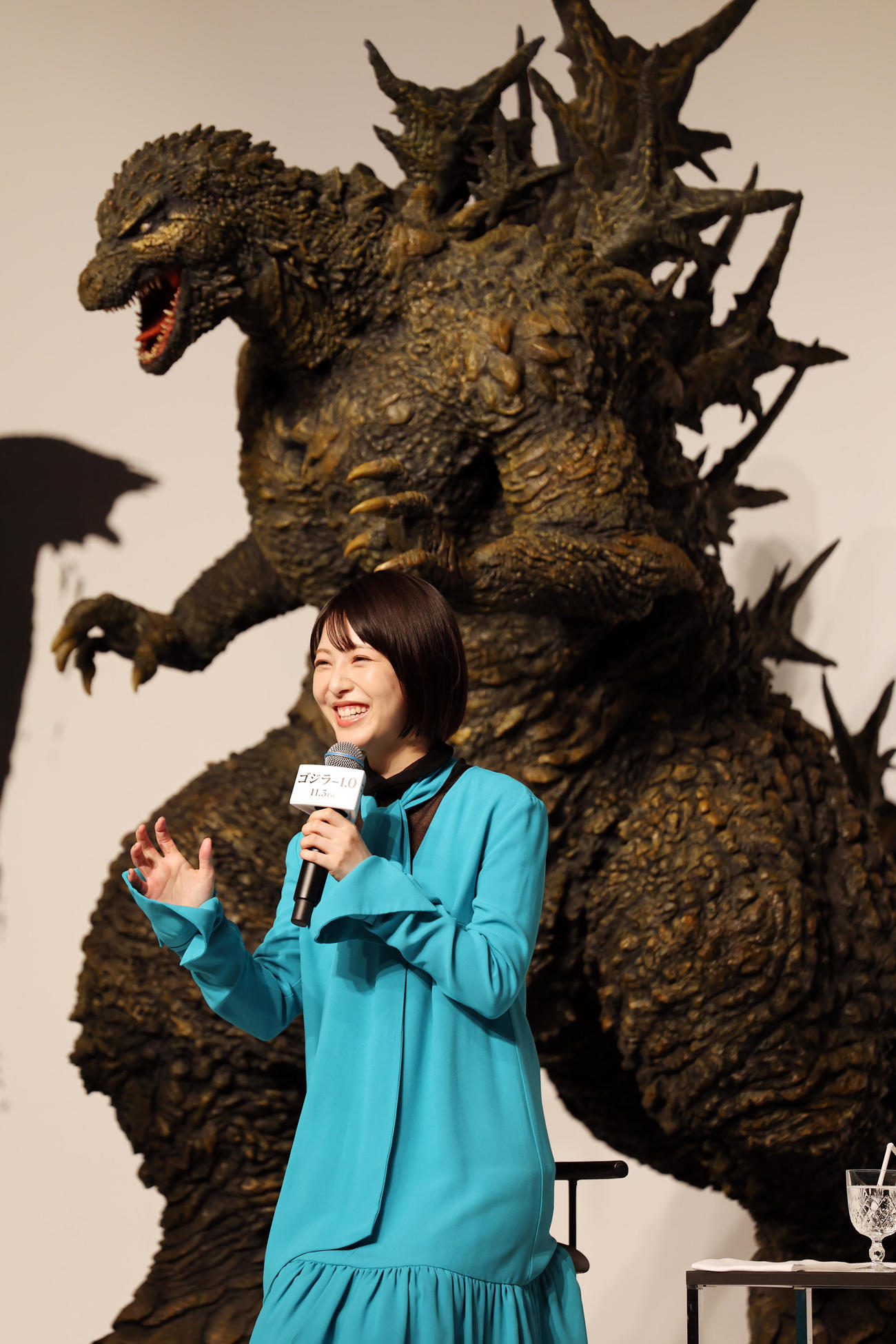 ゴジラ70周年記念作品「ゴジラ－1.0」の完成報告会見に登場した浜辺美波（撮影・野上伸悟）